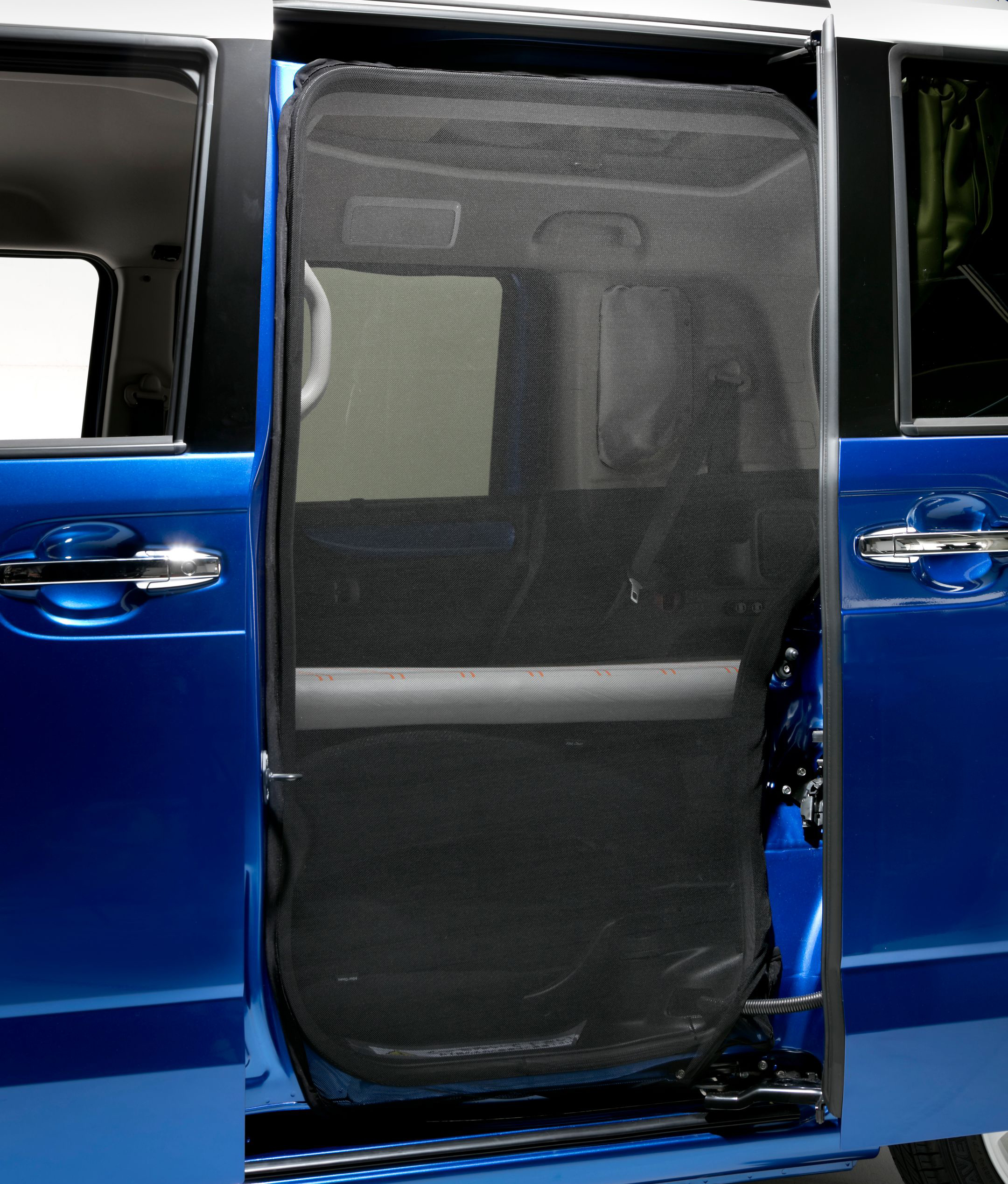 サイドドア(左右)装着例